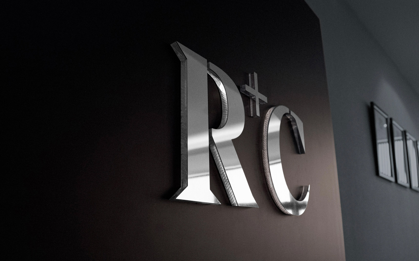 Raees & Co. Brand icon sign in stainless steel
