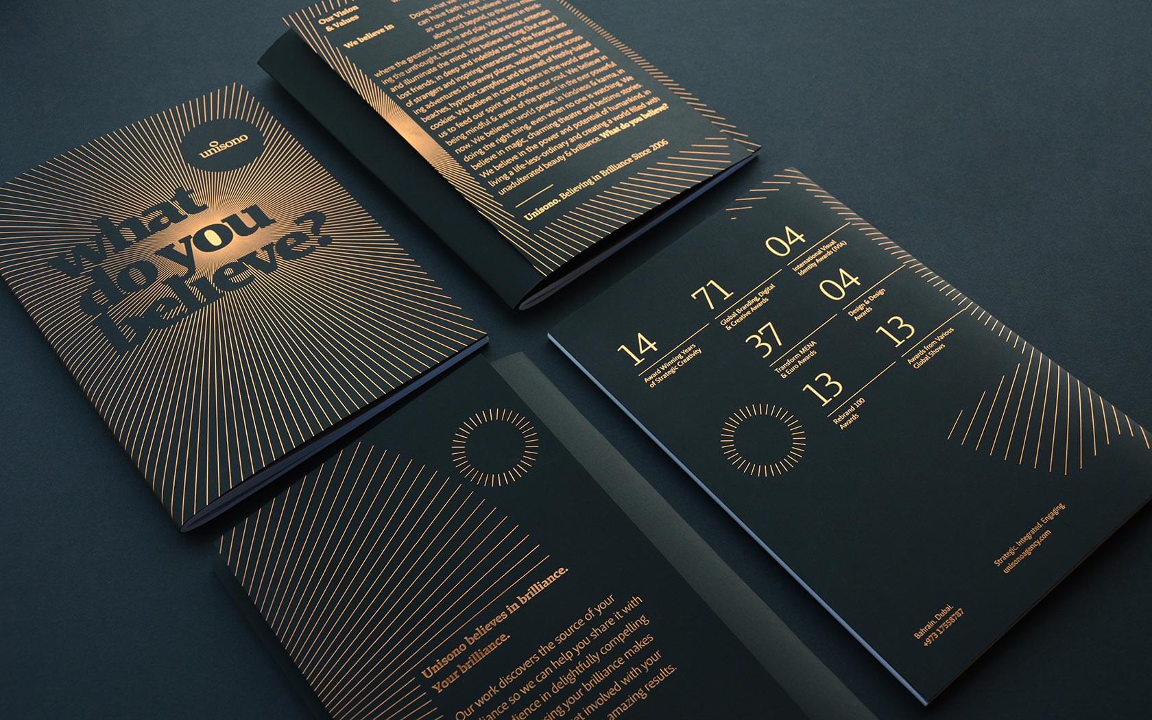 Unisono's notebook Front and back covers Foiling with inside covers.
